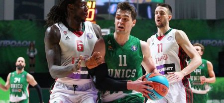 Lokomotiv Kuban contre UNICS