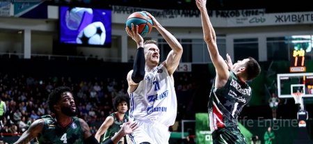 Zenit contre UNICS