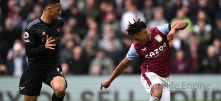 Aston Villa contre Arsenal