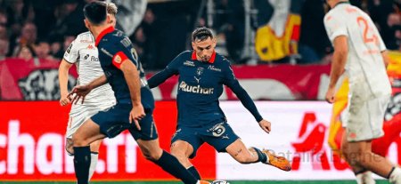 Lens – Nice